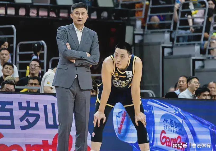 一号娱乐-真相大白!广东男篮为何排名CBA第一?杜峰会用人,杨铭下课委屈